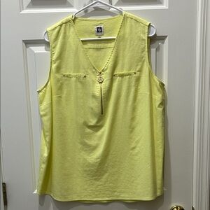 Anne Klein Yellow Sleeveless Top